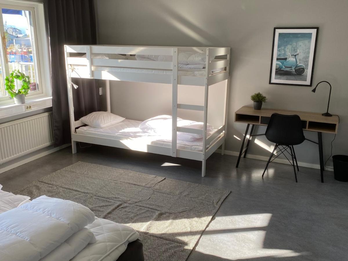 De La Gardie Park Vandrarhem Hostel 利雪平 外观 照片