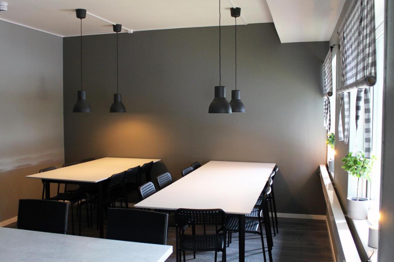 De La Gardie Park Vandrarhem Hostel 利雪平 外观 照片