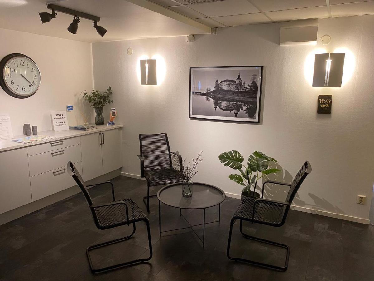 De La Gardie Park Vandrarhem Hostel 利雪平 外观 照片